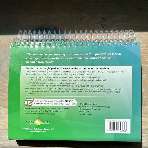 Essential Health Assessment Book - Janice Thompson - Like New - Picture 2 of 2